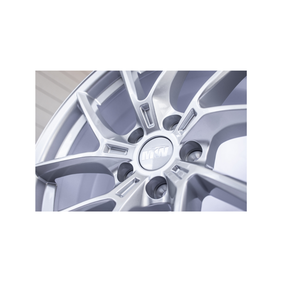 Tesla Model Y MW08 Flow Formed Wheels (Set Of 4)